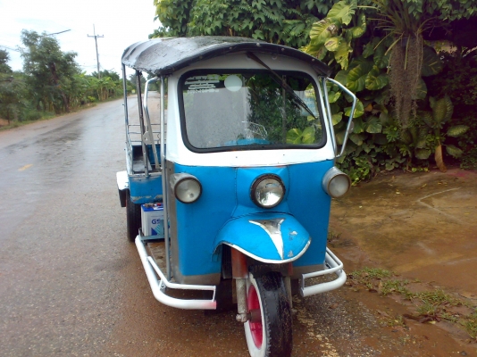 สามล้อตุ๊กๆ ไทยแลนด์ 3 สูบ 5 เกียร์ ติด LPG NOBOOK