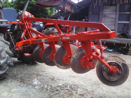 ลดราคาเหลือ  ผานตราช้างแท้  ผาน 4 * 22 ใส่รถไถรุ่น  L4508 บัวผานใหญ่ลูกปืนใหญ่ใช้ทน  ทาสีกันสนิมใหม่ครับราคาถูกสนใจติดต่อมาครับ