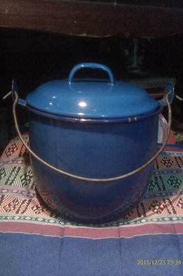 หม้ออวยอินาเมลหูหิ้ว เก่าขนาด ใส่น้ำมันเจียว