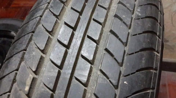 ล้ออะไหล่ขอบ 14 4รู100 และ 4รู114 พร้อมยางสวยๆ ล้อละ 500 บาท