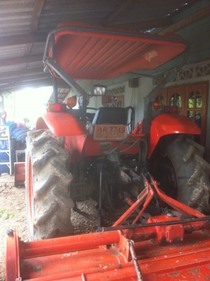 ขอนอกเรื่อง ขายรถไถ คูโบต้า M60 ใบดันหน้าผานพวง7โลตารี่ ตราช้าง