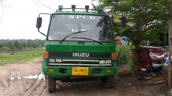 รถหกล้อ isuzu FTR ร็อคกี้ เครื่อง 165 แรง เครื่องีหัวสวยไม่มีผุ แอร์เย็น ภายในครบ ยาว 5.50 รถหกล้อ isuzu FTR ร็อคกี้ เครื่อง 165 แรง เครื่องีหัวสวยไม่มีผุ แอร์เย็น ภายในครบ ยาว 5.50