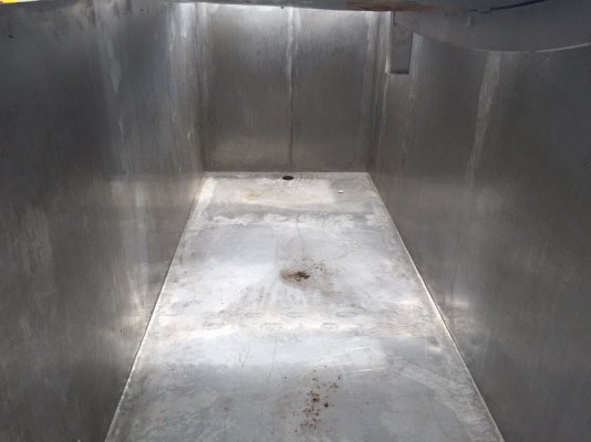 ขายถังสแตนเลส 4 เหลี่ยมขนาด 1,300 ลิตร สภาพสวยพร้อมใช้งาน ราคาไม่แพง