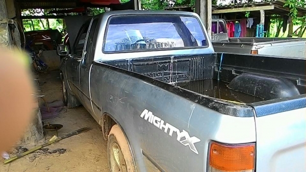 โตโยต้า ปี38 โตโยต้า ปี38