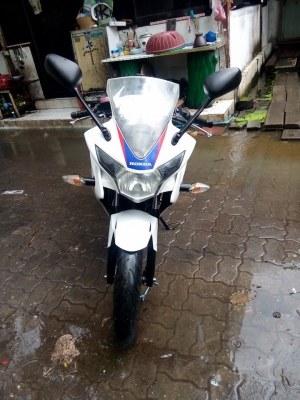 ขายลูกเดียว CBR150iปี2555 รถบ้านราคาเบาๆ เล่มเอกสารครบ