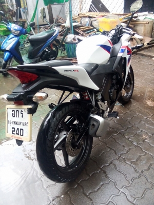 ขายลูกเดียว CBR150iปี2555 รถบ้านราคาเบาๆ เล่มเอกสารครบ