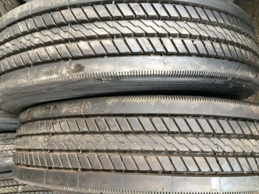 ยางหล่อใหม่ บริสโตล 11R157