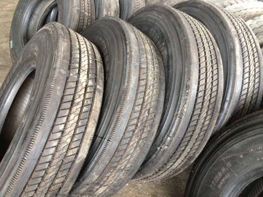 ยางหล่อใหม่ บริสโตล 11R157