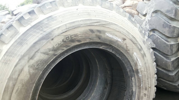 ยางรถเครน M5 ขนาด17.5R29  BRIDGESTONE