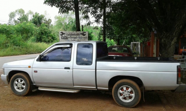 ขายกระบะ NISSAN ฝาแดง จอโค้ง ปี 39/1996 พาวเวอร์โรงงาน แอร์เย็น ทะเบียนพร้อมโอนครับ