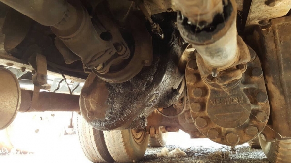 ขาย 10 ล้อ 2 เพลาดั้ม HINO FM176 วางเครื่อง HO7C 185 แรงม้า เกียร์ HO คัสซีสวยตลอดเส้น สโลว์กลาง พวงมาลัยพาวเวอร์ ทะเบียนพร้อมโอนครับ