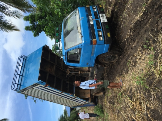 ขายNPR 115 แรงดั้มกะบะปิเนียม. มีสโล มีแอ รถสวยมาก