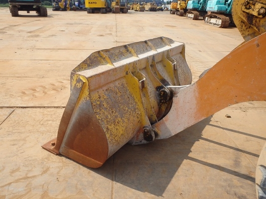 ขายรถตัก TCM L20