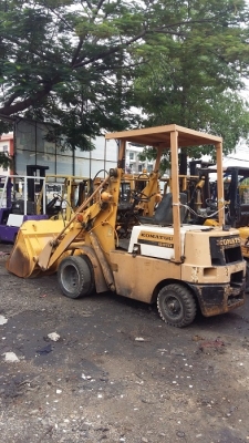 ขายรถตักเล็ก KOMATSU SD10-3 ดีเซล เกียร์ครัชท์ พร้อมใช้งาน