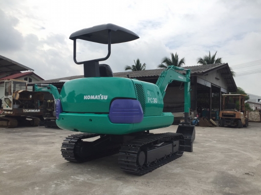 รถขุด KOMATSU PC30-7 มือสอง นำเข้าญี่ปุ่น