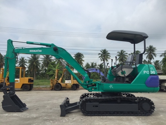 รถขุด KOMATSU PC30-7 มือสอง นำเข้าญี่ปุ่น