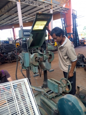 เครื่องตัดไม้ HITASHI-CT12