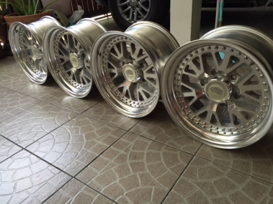 ขายล้อ 3 ชิ้นญี่ปุ่น 16x8" off 0 ลึกๆ , 6 รู 139.7