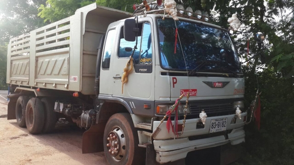 ขายด่วนHINO FM3MNLD240แรงสองเพลาดั้มสภาพพร้อมใช้ราคาไม่แพงจัดแนนท์ได้โทร0856842587