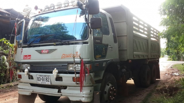 ขายด่วนHINO FM3MNLD240แรงสองเพลาดั้มสภาพพร้อมใช้ราคาไม่แพงจัดแนนท์ได้โทร0856842587