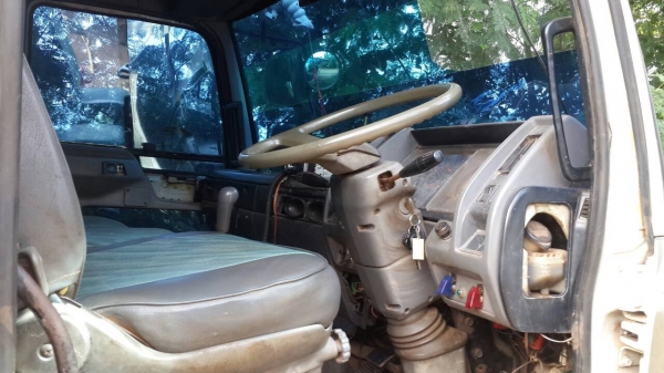 ขายด่วนHINO FM3MNLD240แรงสองเพลาดั้มสภาพพร้อมใช้ราคาไม่แพงจัดแนนท์ได้โทร0856842587