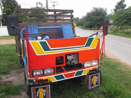 มาแล้วครับสำหรับชาวไร่ชาวสวน ลดราคาให้ครับ เหลือ 48,500 บาท อีแต๋นสวยๆกระบะไม้ยังงามๆเลยครับ เครื่องยันมาร์ 10.5 แรงม้า คัดซีส์หน้าสี่ พร้อมใช้งาน