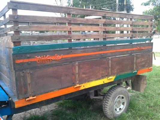 มาแล้วครับสำหรับชาวไร่ชาวสวน ลดราคาให้ครับ เหลือ 48,500 บาท อีแต๋นสวยๆกระบะไม้ยังงามๆเลยครับ เครื่องยันมาร์ 10.5 แรงม้า คัดซีส์หน้าสี่ พร้อมใช้งาน