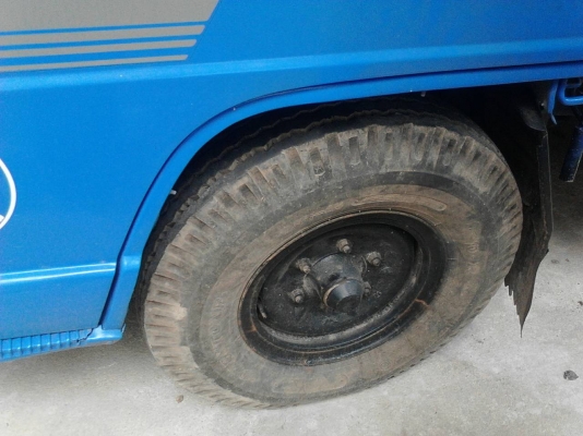 รถอีซูซู 4 ล้อดั้ม NKR เปลื่ยนเครื่อง 110 แรงม้า. ปี 38    สนใจติดต่อ  081 - 6079515