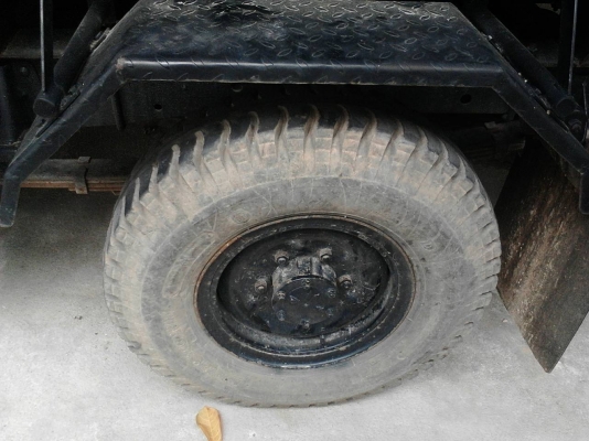 รถอีซูซู 4 ล้อดั้ม NKR เปลื่ยนเครื่อง 110 แรงม้า. ปี 38    สนใจติดต่อ  081 - 6079515