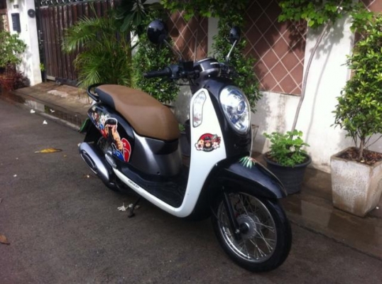Honda Scoopyi หัวฉีด ปี 2014 รถใหม่วิ่งน้อย สวย