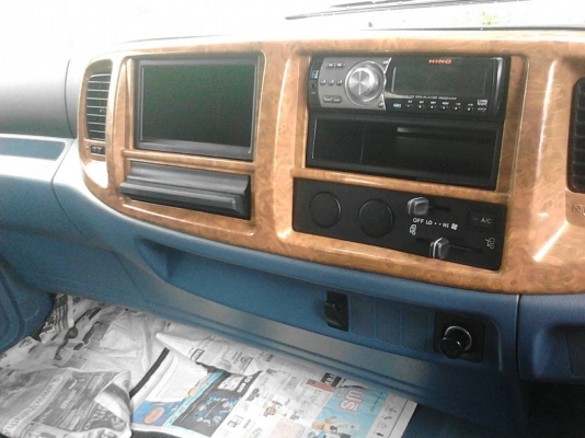 รถฮีโน่ 6 ล้อดั้ม FC4J  150 แรงม้า. ปี 51  สนใจติดต่อ  081 - 6079515