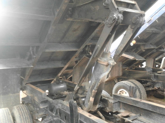 รถฮีโน่ 6 ล้อดั้ม FC4J  150 แรงม้า. ปี 51  สนใจติดต่อ  081 - 6079515