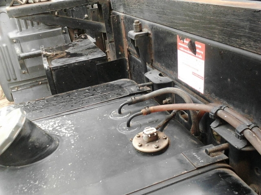 รถฮีโน่ 6 ล้อดั้ม FC4J  150 แรงม้า. ปี 51  สนใจติดต่อ  081 - 6079515