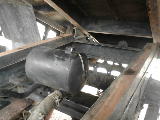 รถฮีโน่ 6 ล้อดั้ม FC4J  150 แรงม้า. ปี 51  สนใจติดต่อ  081 - 6079515