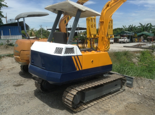 ขายรถขุด KOMATSU PC20-5. เก่านอกไม่เคยใช้งายในไทย