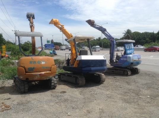 ขายรถขุด KOMATSU PC20-5. เก่านอกไม่เคยใช้งายในไทย