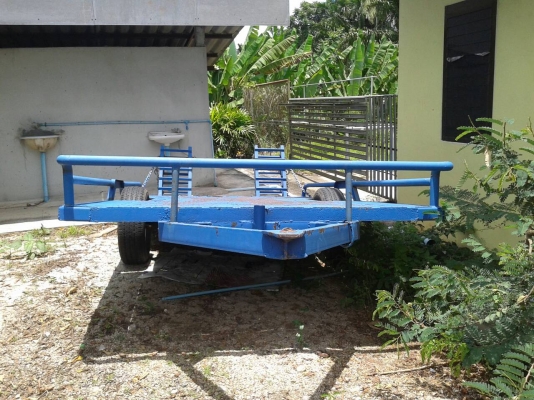 ขายรถ ลากพ่วง รถแบคโฮ PC - 20   สนใจติดต่อ  081 - 6079515