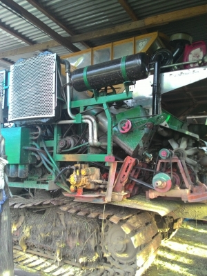 ขายรถเกี่ยวข้าว สภาพดี ราคาถูก 2 คัน คันละห้าแสนบาท ขายรถเกี่ยวข้าว สภาพดี ราคาถูก 2 คัน คันละห้าแสนบาท