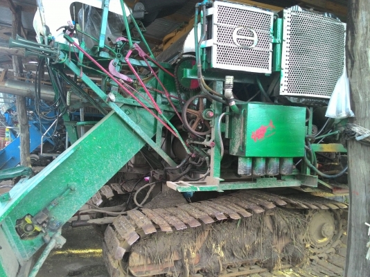 ขายรถเกี่ยวข้าว สภาพดี ราคาถูก 2 คัน คันละห้าแสนบาท ขายรถเกี่ยวข้าว สภาพดี ราคาถูก 2 คัน คันละห้าแสนบาท