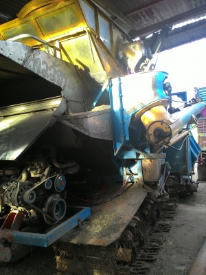 ขายรถเกี่ยวข้าว สภาพดี ราคาถูก 2 คัน คันละห้าแสนบาท ขายรถเกี่ยวข้าว สภาพดี ราคาถูก 2 คัน คันละห้าแสนบาท