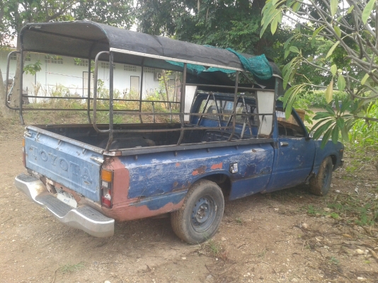 ขายรถกระบะ