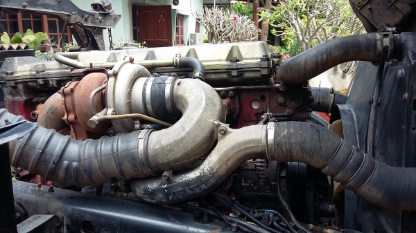 ขายสิบล้อดั๊มสองเพลา ฮีโน่เมก้า 220 สนใจ 081  7368589