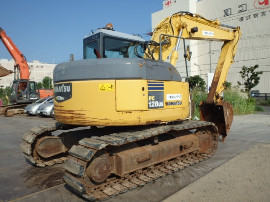 PC128-2E1รถเก่าญี่ปุ่น รุ่นใหม่สภาพสวยเดิมๆ PC128-2E1รถเก่าญี่ปุ่น รุ่นใหม่สภาพสวยเดิมๆ