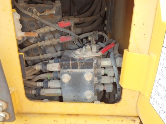 PC128-2E1รถเก่าญี่ปุ่น รุ่นใหม่สภาพสวยเดิมๆ PC128-2E1รถเก่าญี่ปุ่น รุ่นใหม่สภาพสวยเดิมๆ