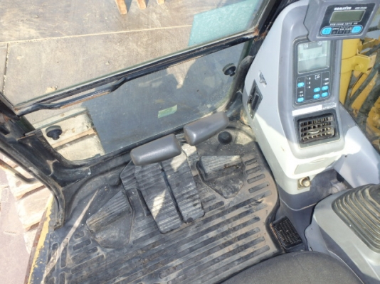 PC128-2E1รถเก่าญี่ปุ่น รุ่นใหม่สภาพสวยเดิมๆ PC128-2E1รถเก่าญี่ปุ่น รุ่นใหม่สภาพสวยเดิมๆ