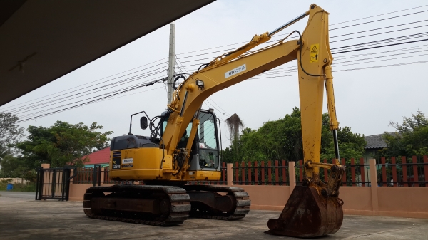 PC128-2E1รถเก่าญี่ปุ่น รุ่นใหม่สภาพสวยเดิมๆ PC128-2E1รถเก่าญี่ปุ่น รุ่นใหม่สภาพสวยเดิมๆ