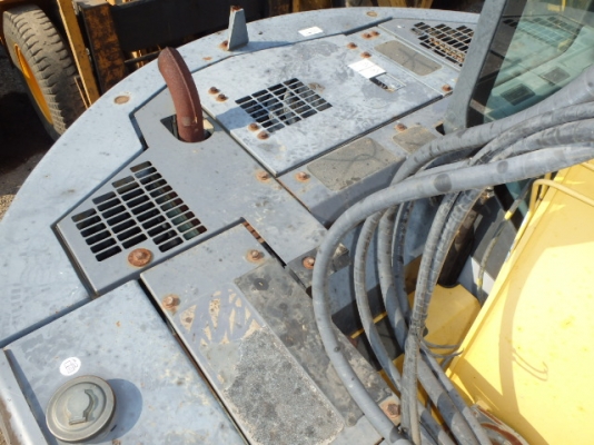 PC128-2E1รถเก่าญี่ปุ่น รุ่นใหม่สภาพสวยเดิมๆ PC128-2E1รถเก่าญี่ปุ่น รุ่นใหม่สภาพสวยเดิมๆ