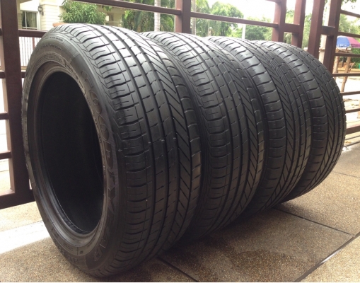 ยาง Goodyear run flat เบอร์ 225 55 17 กลางปี11 ดอกหนา ไม่มีปะ
