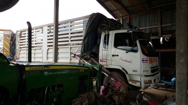 ขายรถพ่วง ดั้มแม่-ลูก ไอ้หลง FN62M ปี 55 เครื่องเดิม 270 แรงม้า เกียร์เดิม คัสซีสวยตลอดเส้น ราคาคุยกันได้ครับ