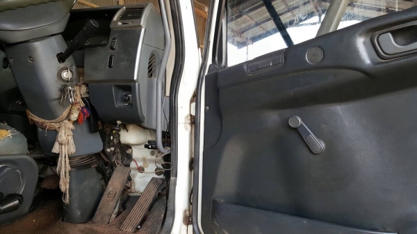 ขายรถพ่วง ดั้มแม่-ลูก ไอ้หลง FN62M ปี 55 เครื่องเดิม 270 แรงม้า เกียร์เดิม คัสซีสวยตลอดเส้น ราคาคุยกันได้ครับ